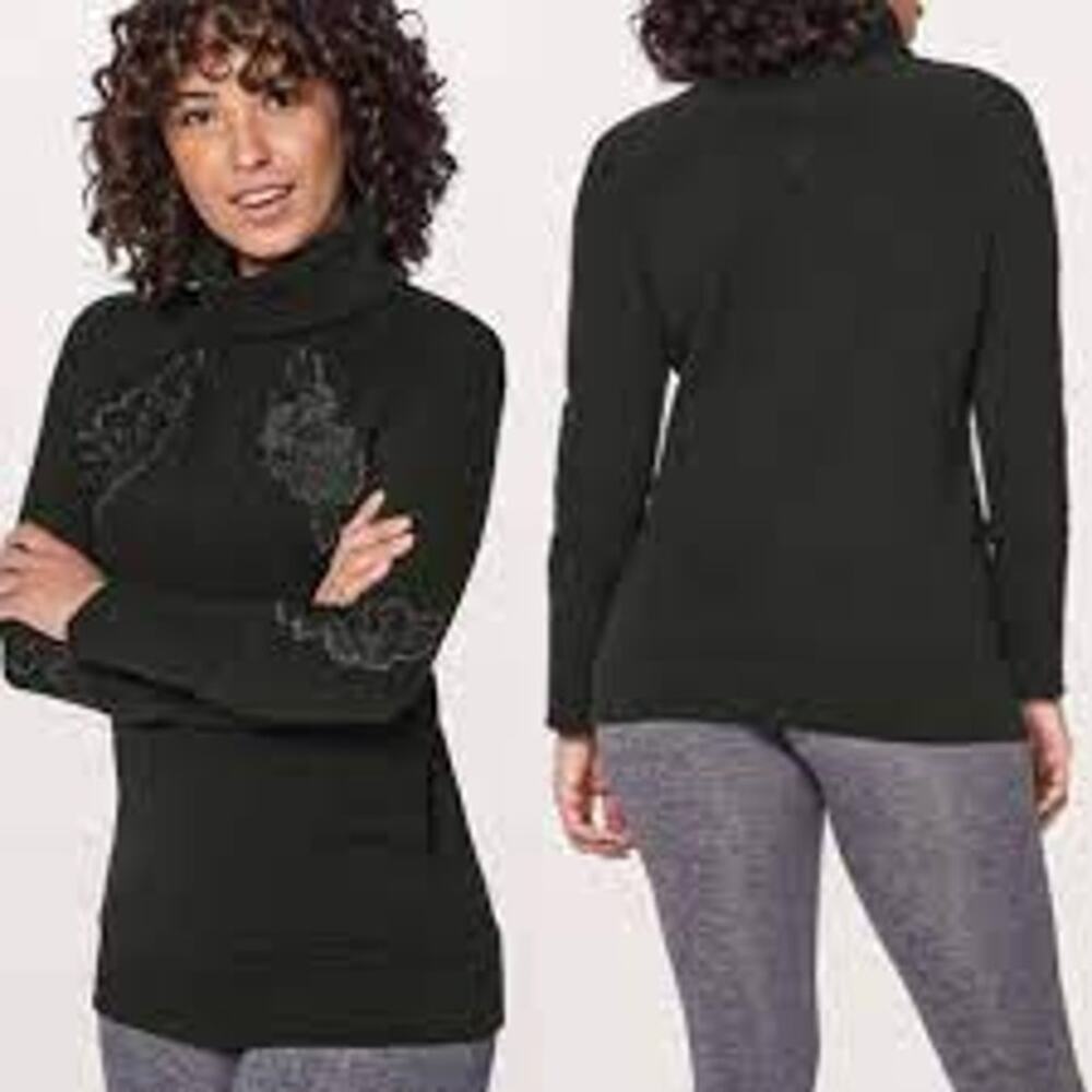 Lululemon Embroidered To You Tunic Black Womens Size 10 EUC Applique